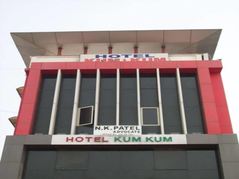 Hotel Kum Kum Adalaj Exteriér fotografie